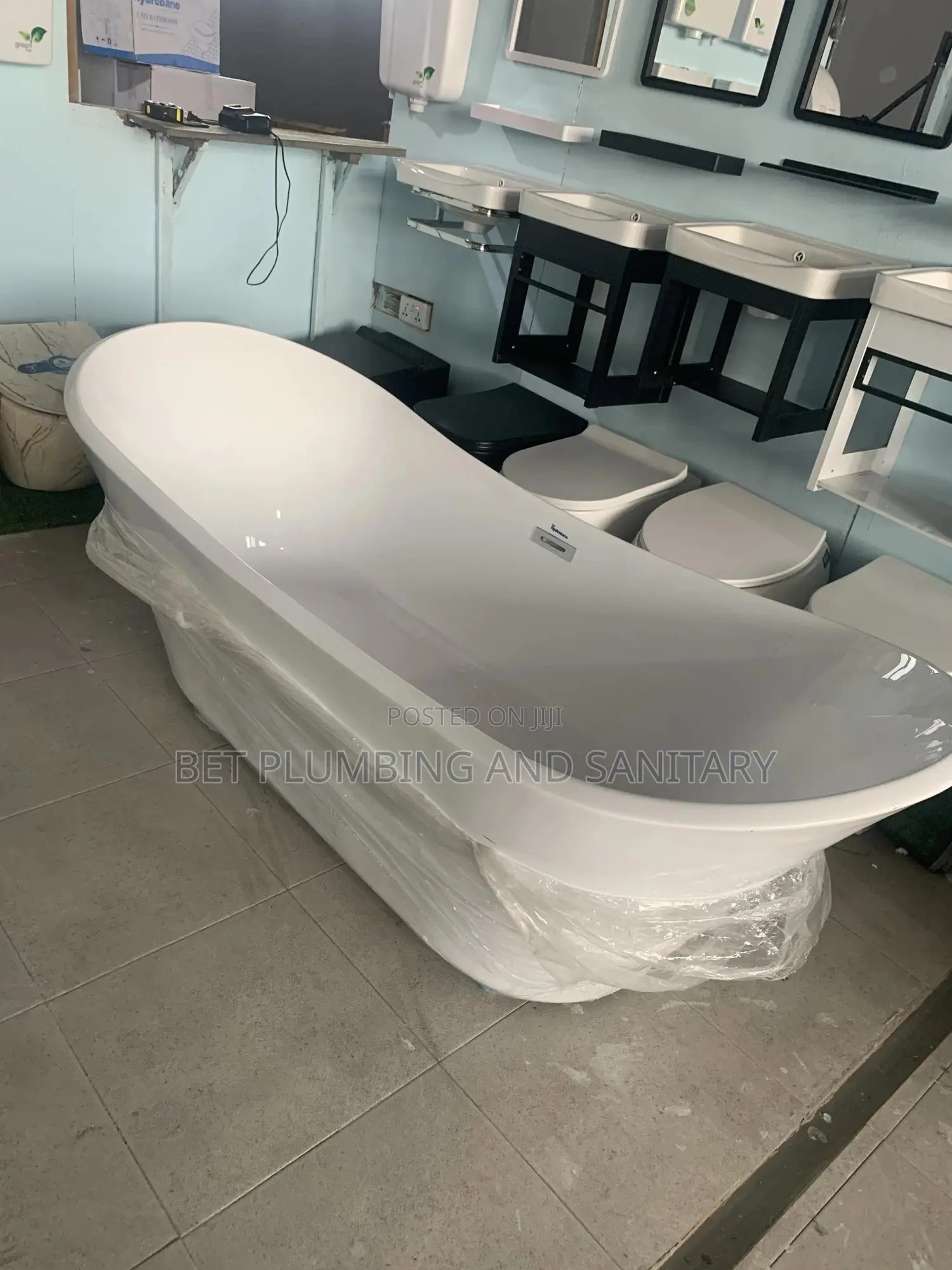 Jacuzzi Bathtub Complete_