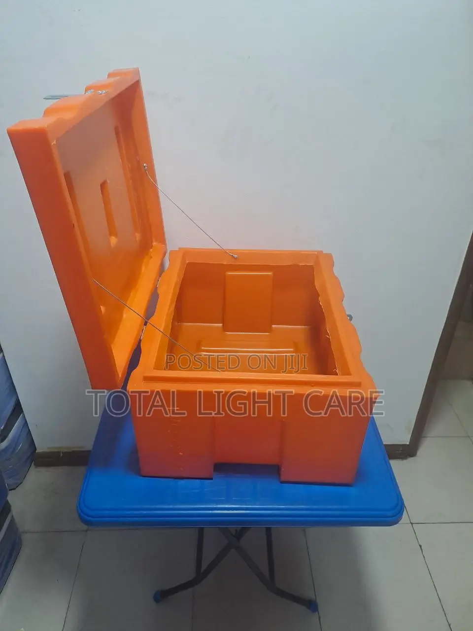 Student Plastic Trunk And Chopbox