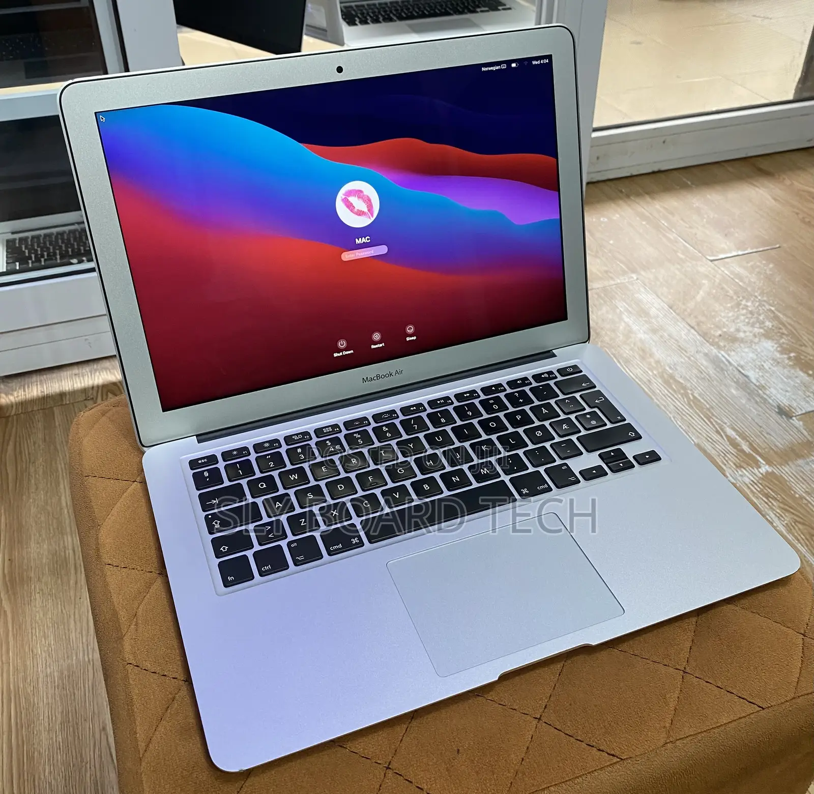 Laptop Apple MacBook Air 2017 8GB Intel Core I5 SSD 128GB