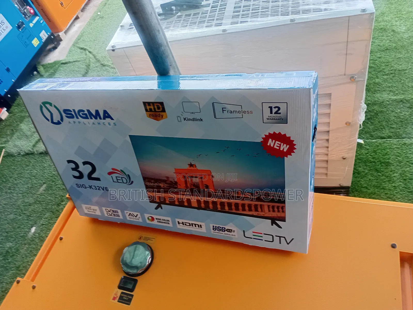 Excellent Condition 32" Sigma Tv