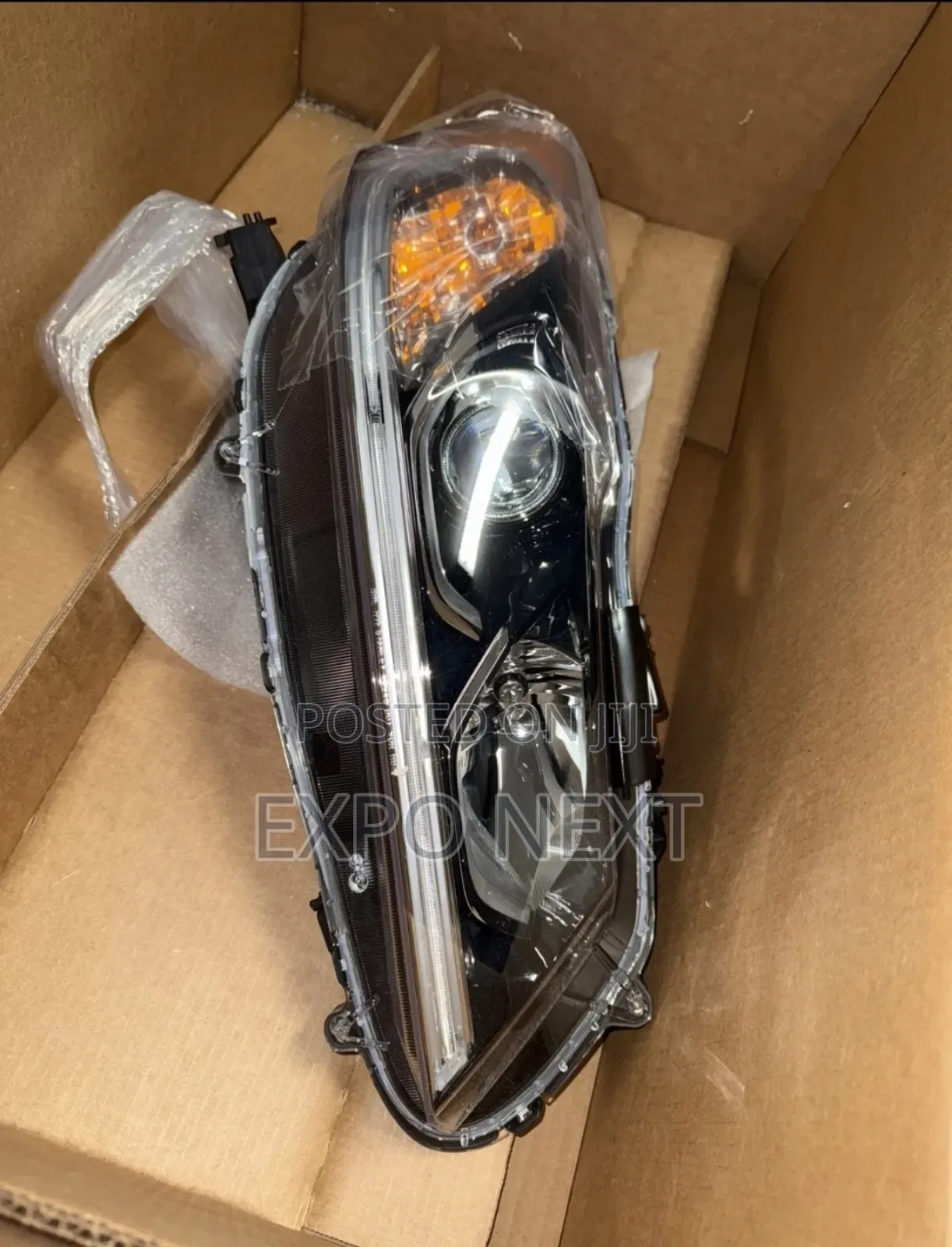 2016-2017 Honda Accord Sedan Right Driver Halogen W/ Led Headlight