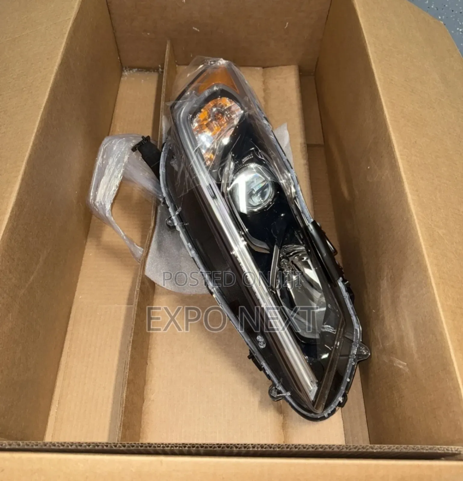 2016-2017 Honda Accord Sedan Right Driver Halogen W/ Led Headlight