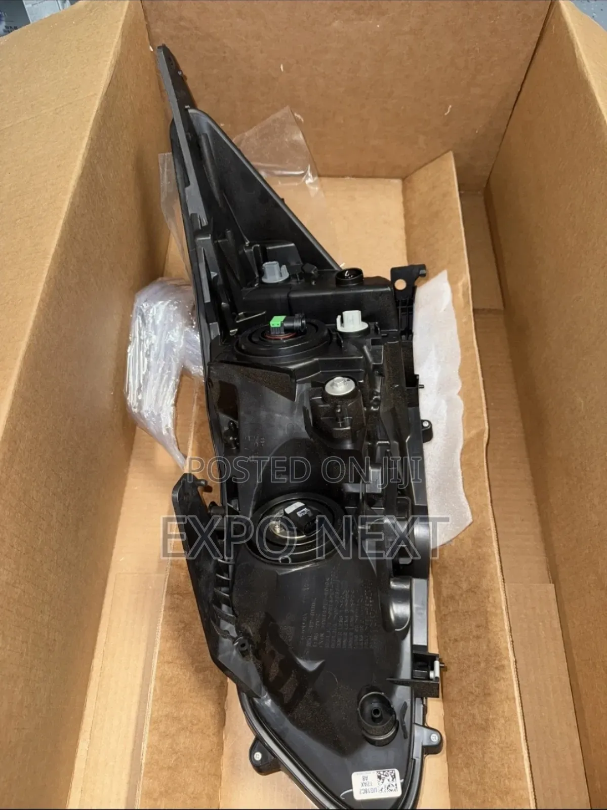 2016-2017 Honda Accord Sedan Right Driver Halogen W/ Led Headlight