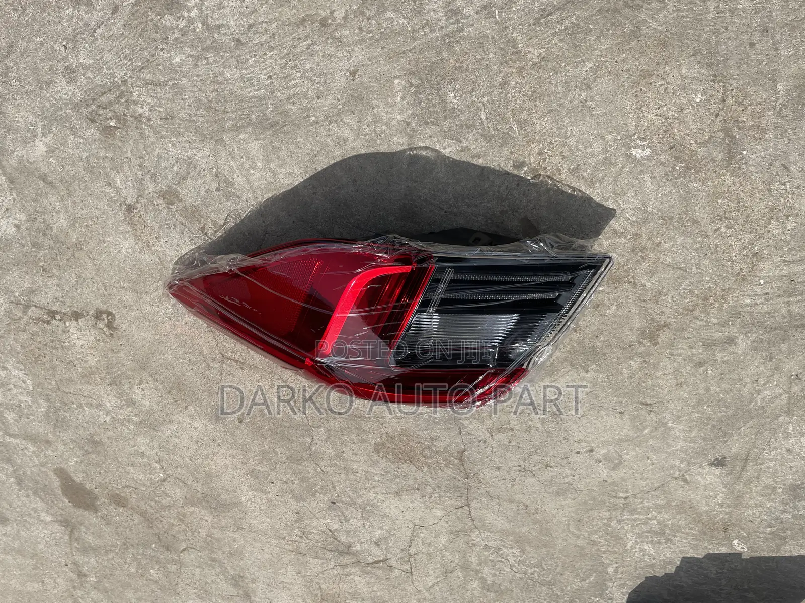 Honda Civic 2022 Taillight Available