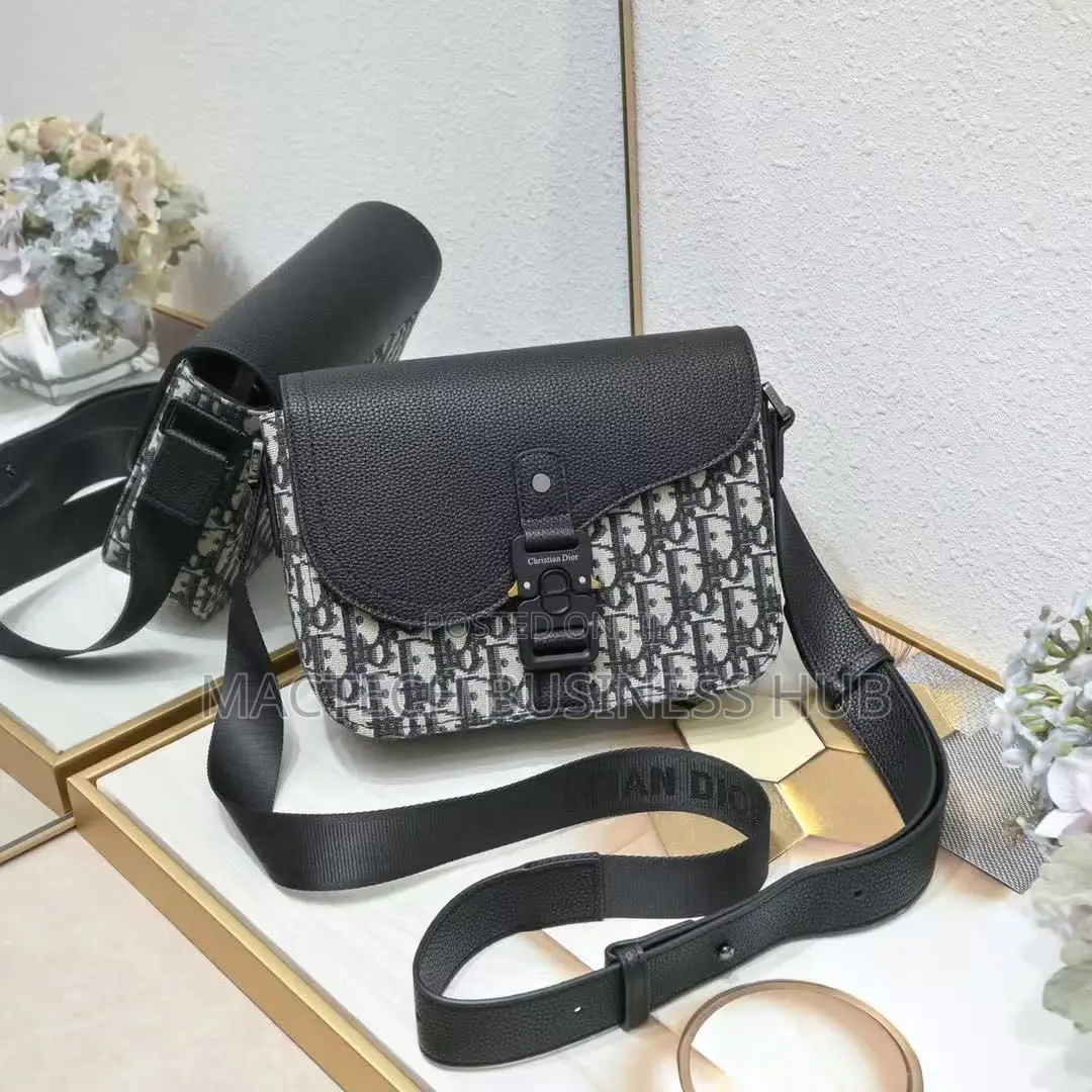 Shoulder Bags