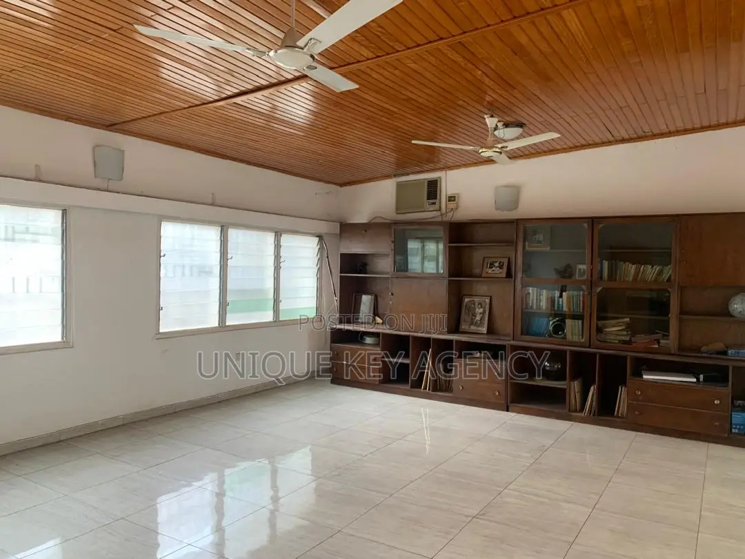 3bdrm House in Unique Key Agency, Tesano for sale
