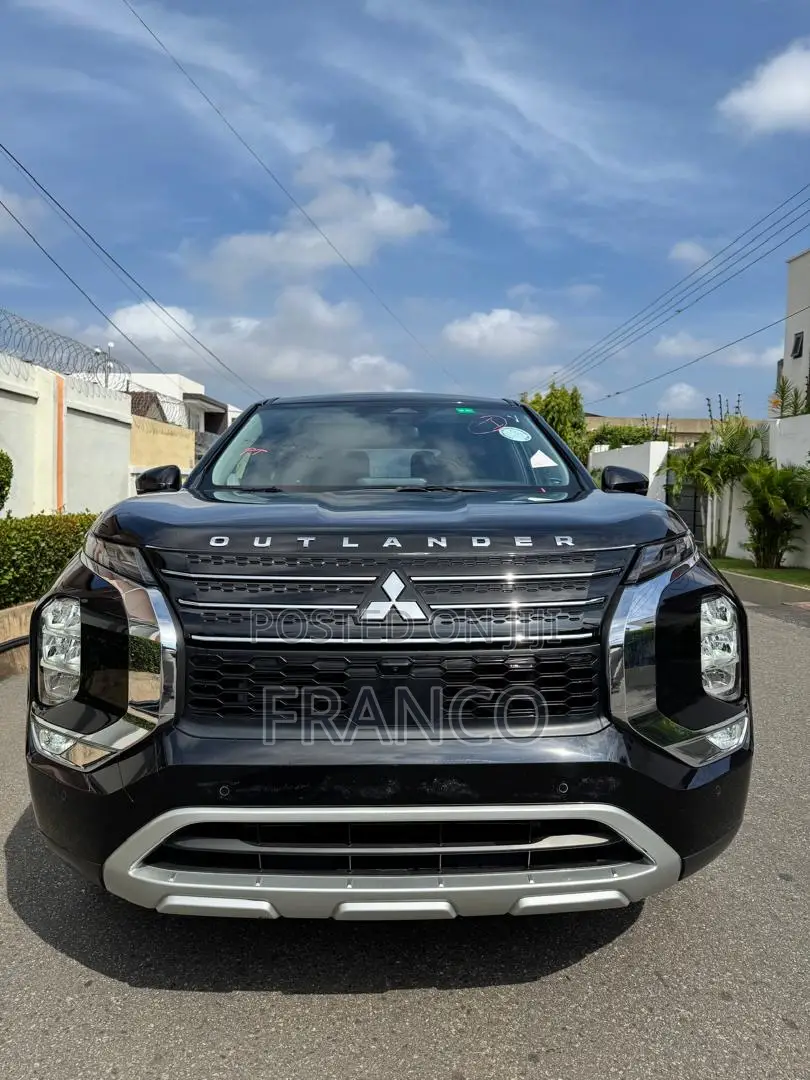 Mitsubishi Outlander SE 2022 Black