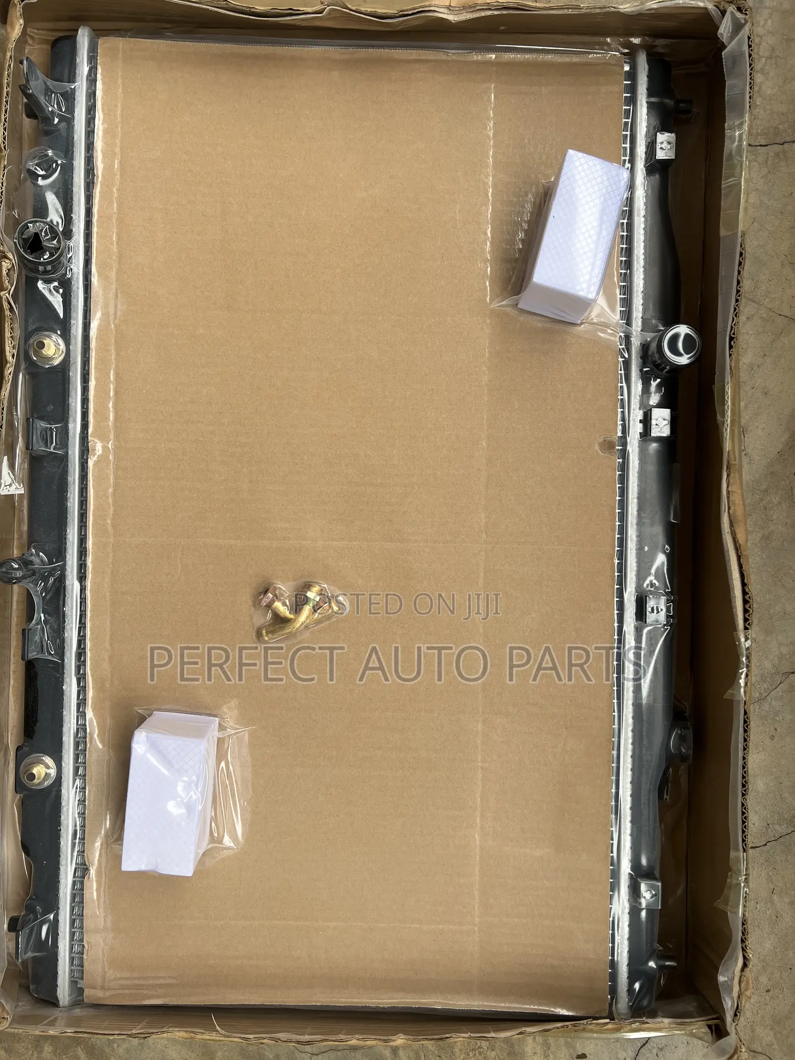 Honda CRV 2014 Radiator/ Water Tank