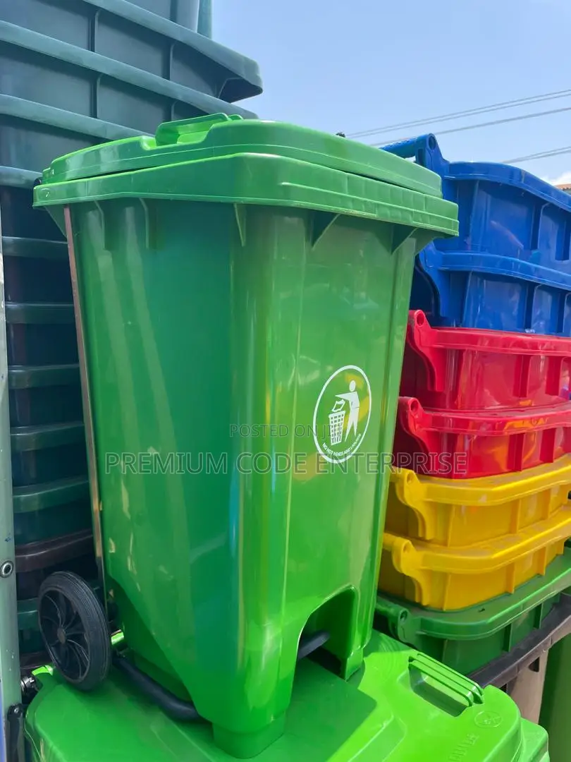 120l Hdpe Pedal Garbage Bin With Wheels