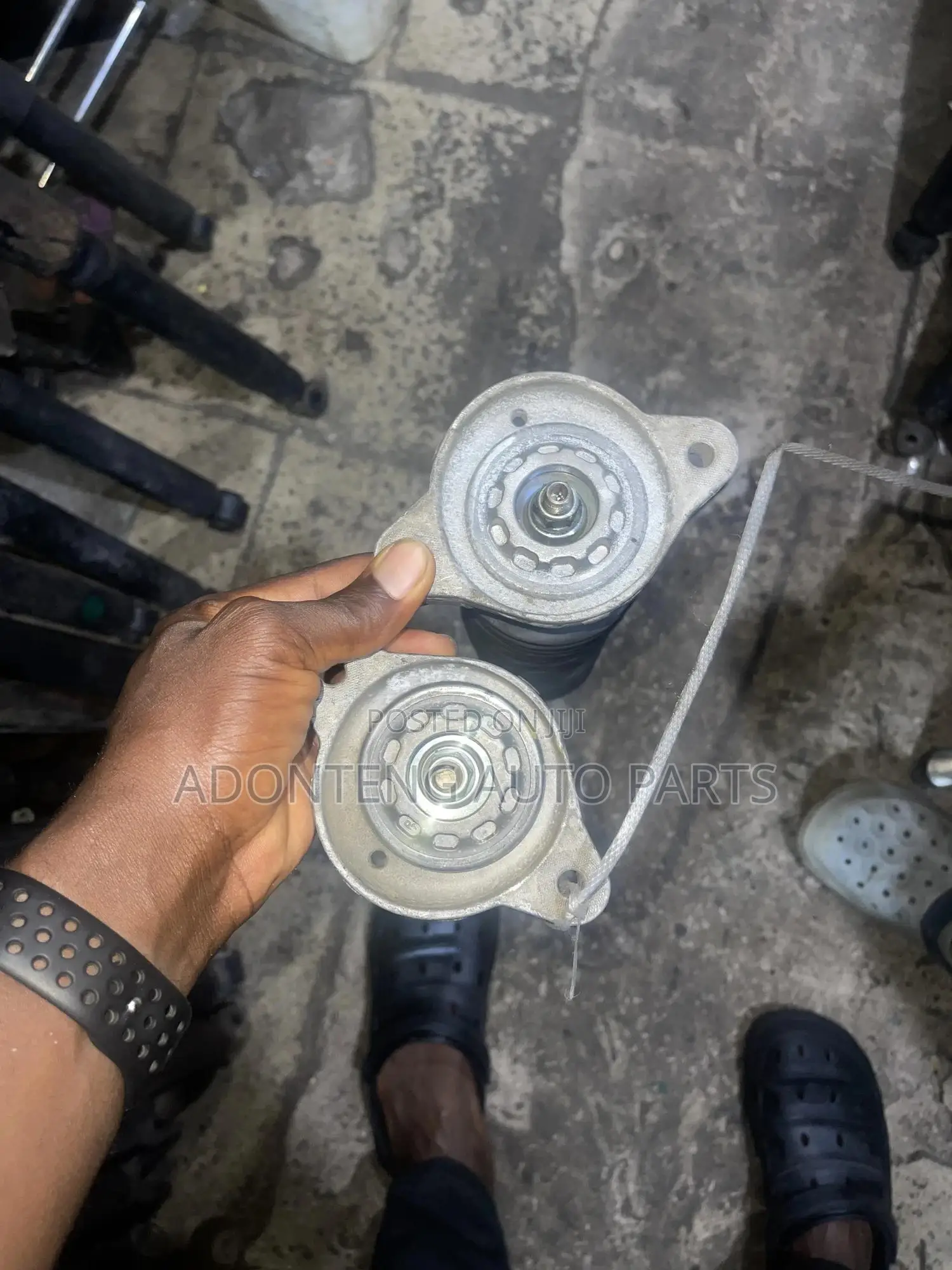 Honda CRV 2017-2020 Back Shock Absorbers