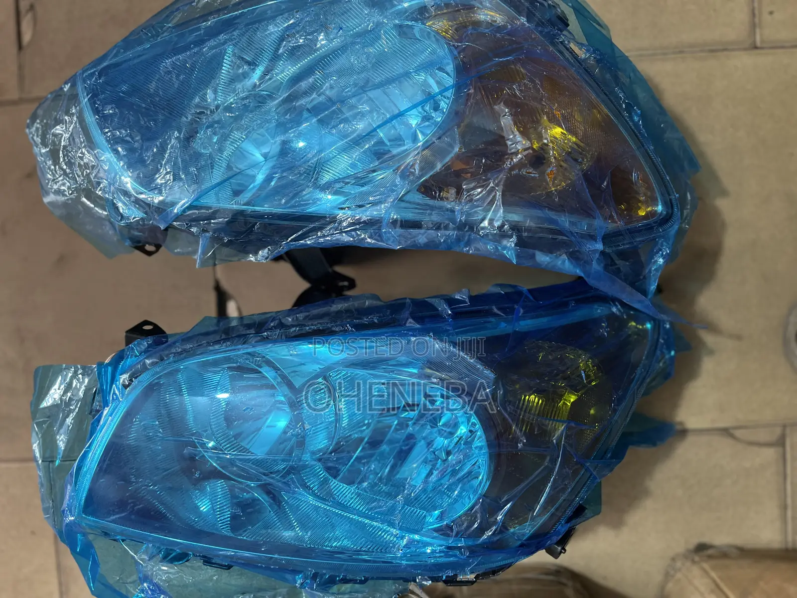 Toyota Rav4 2012 Headlight