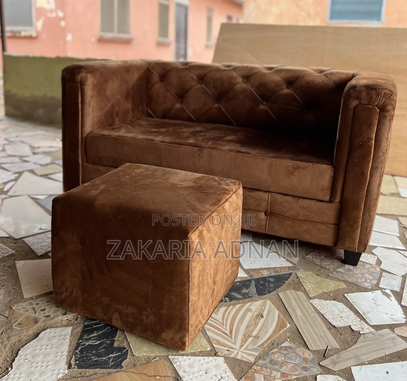 Brown 2in1 Sofa + Coffee Table