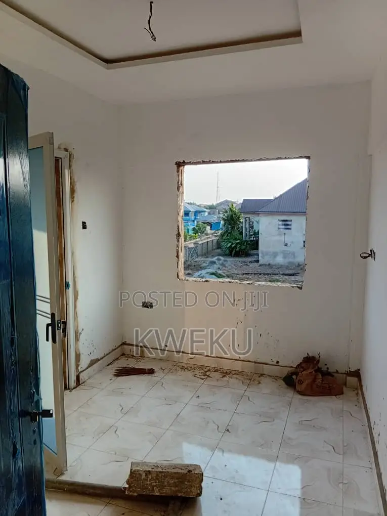 1bdrm Apartment in Estate Agency, Spintex for rent