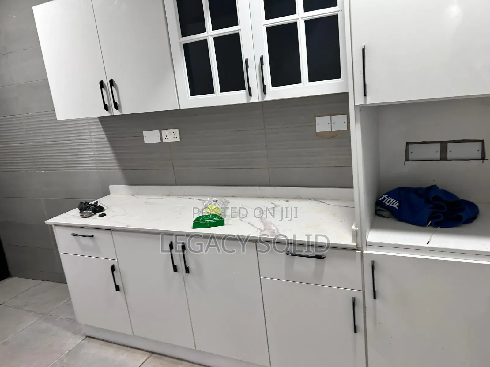 1bdrm Apartment in Legacy  Solid  Real, Baatsona Total for rent