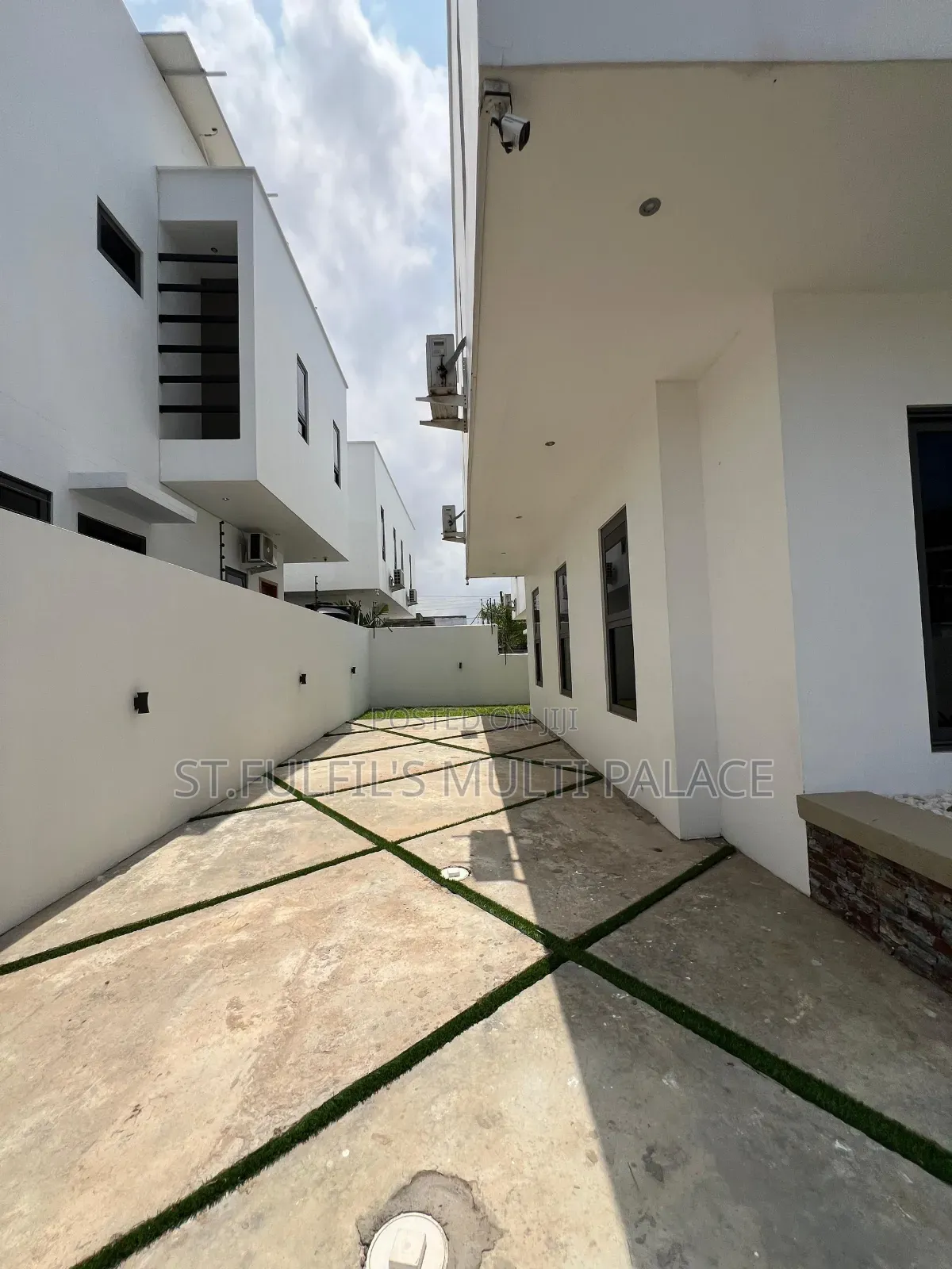 4bdrm House in East Legon for rent