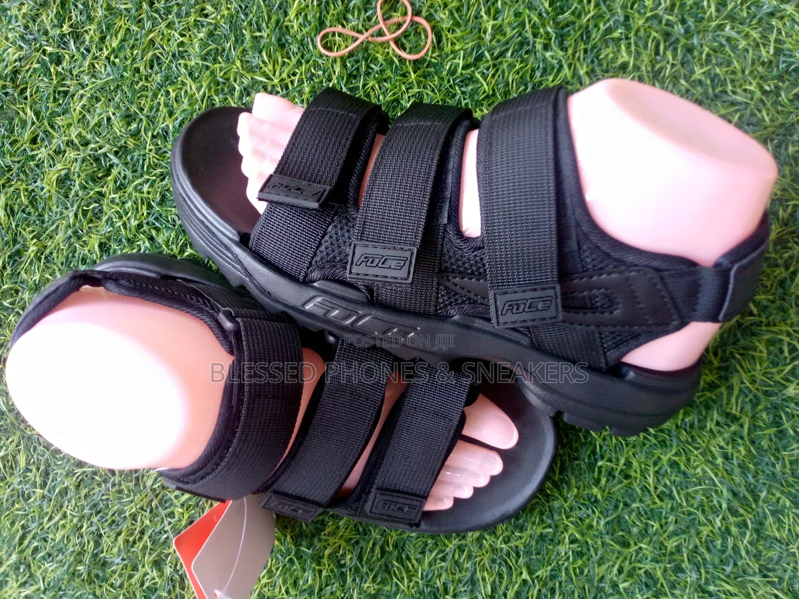 Fuce Sandals