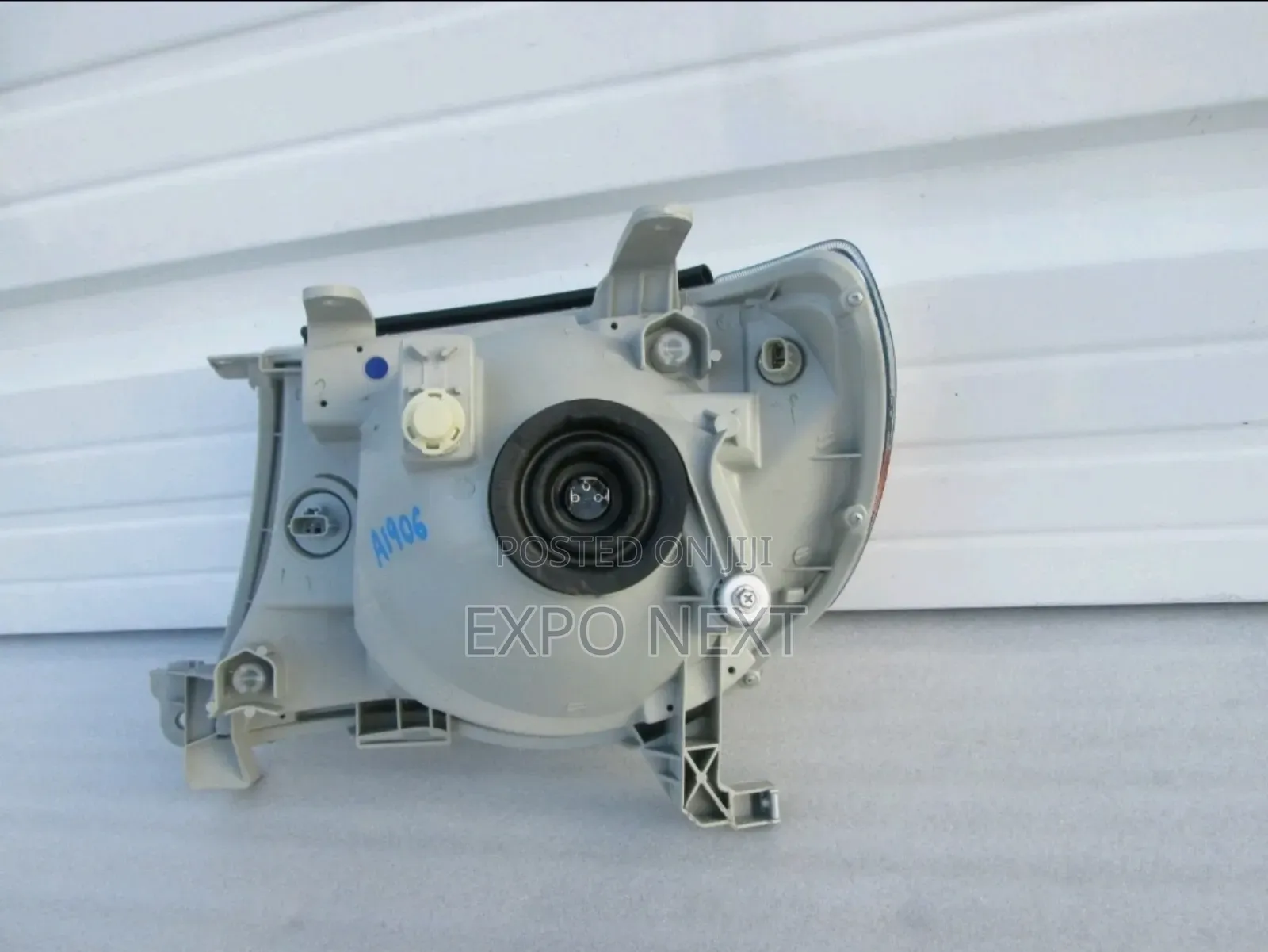 2005-2011 Toyota Tacoma Chrome Housing Headlights Pair