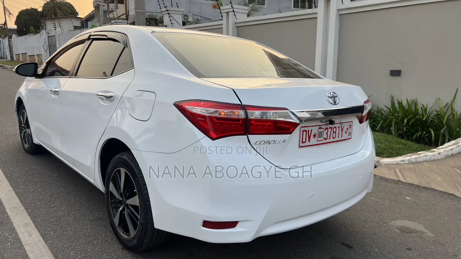 Toyota Corolla 2015 White