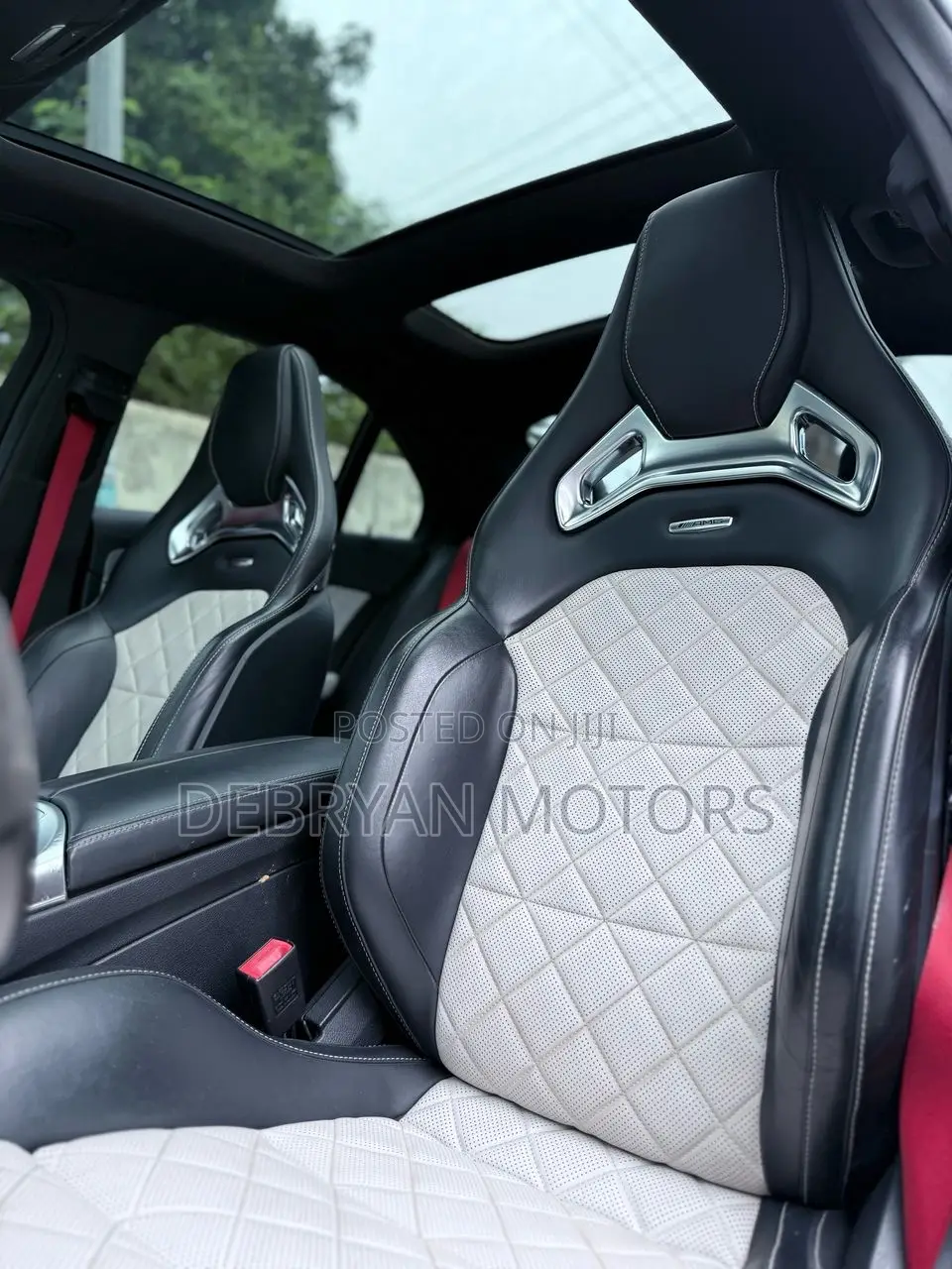 Mercedes-Benz C43 4Matic Sedan AWD (3.0L V6 9AM) 2017 White