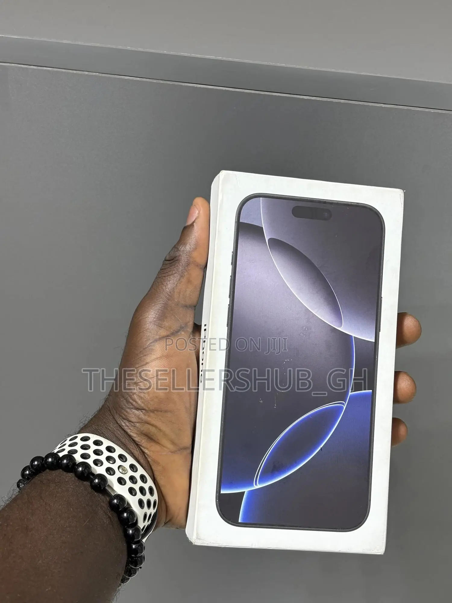 New Apple iPhone 16 Pro 128 GB Black