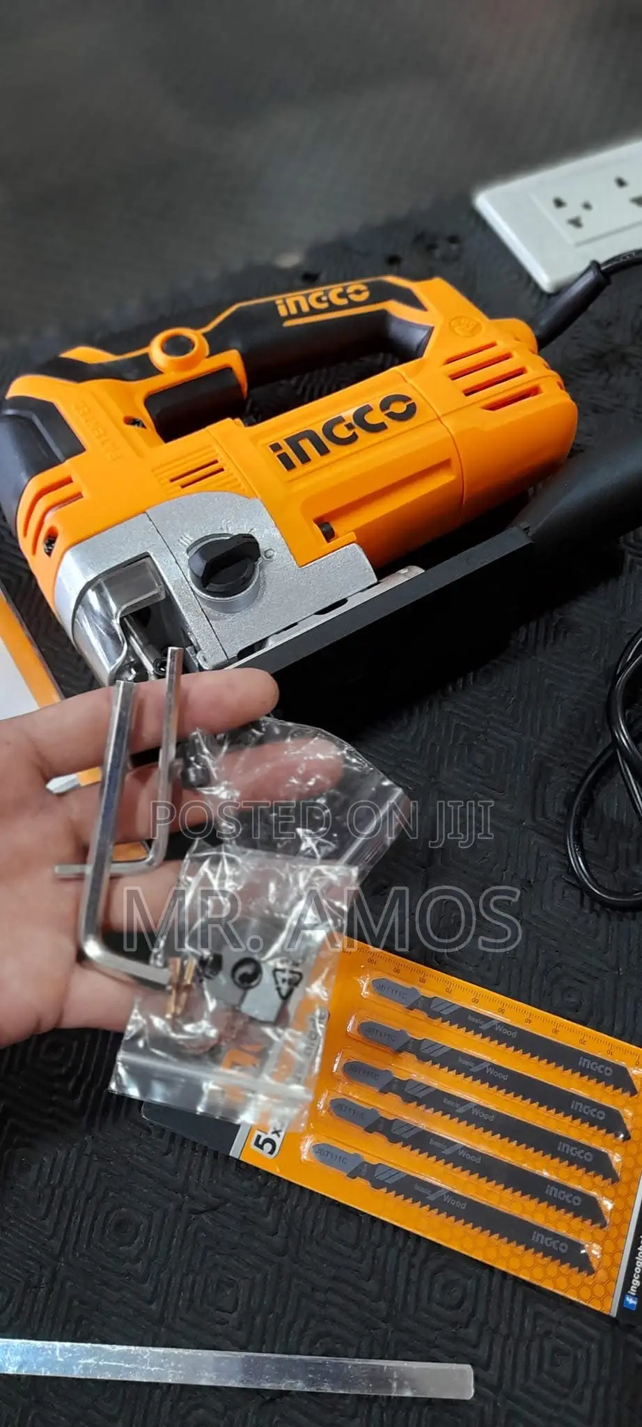 800 Watts Jig Saw With 4-Step Pendulum Function + 5pcs Blades -Js80068