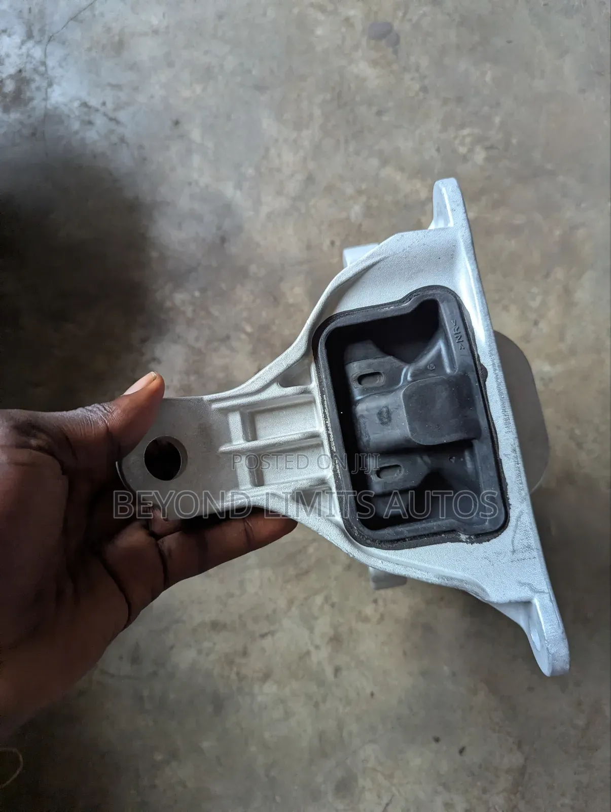 Honda Civic 2016,2017, L Engine Seat/Mount