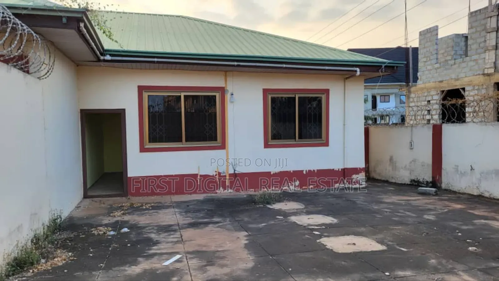 2 Bedroom Self Compound for Rent at Redtop