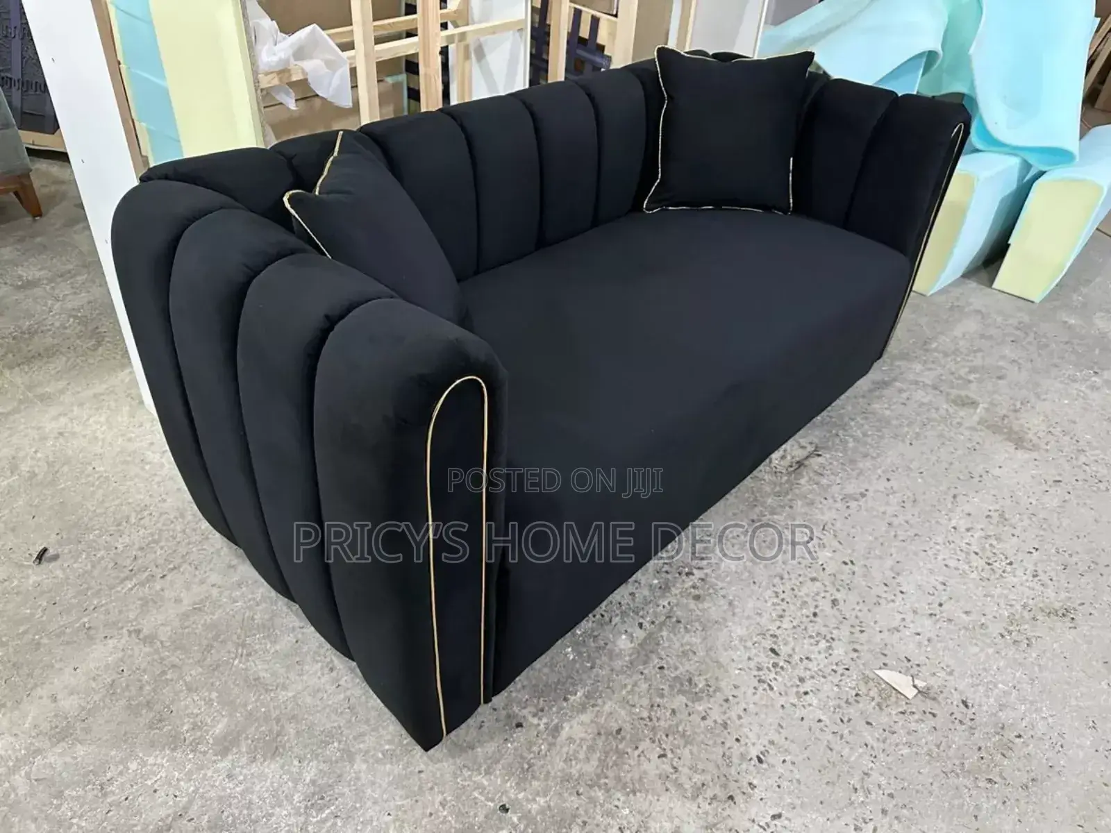 Elegante 2in1 Sofas Available in All Colors :: Payment on Delivery