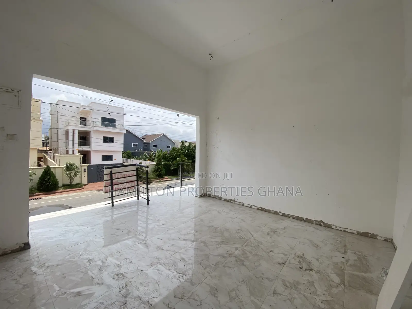 Office Unit With Washroom in Main East Legon