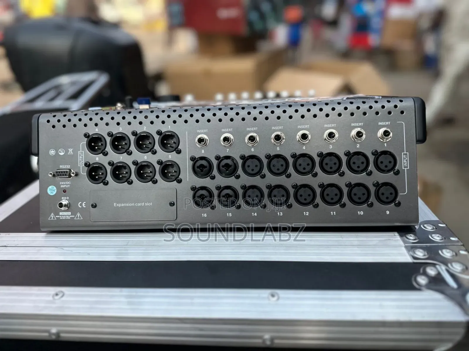 Mackie L-20.8 16channel Digital Mixer.