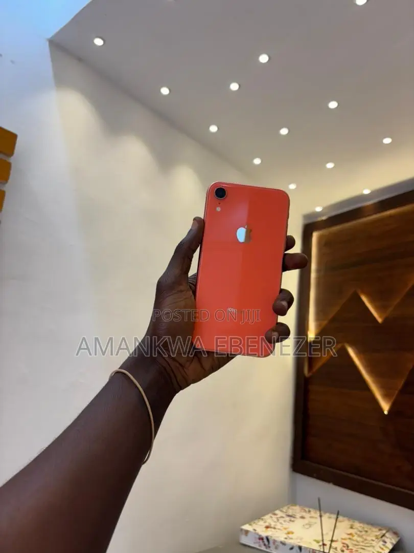 New Apple iPhone XR 64 GB Orange