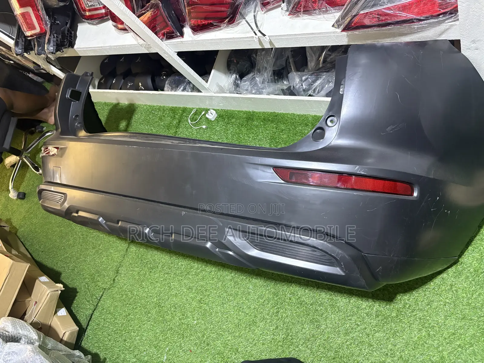 Outlander 2023 Back Bumper Complete