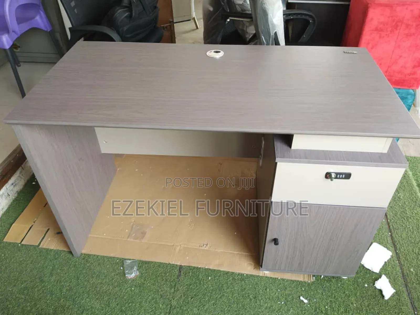 Office Desk