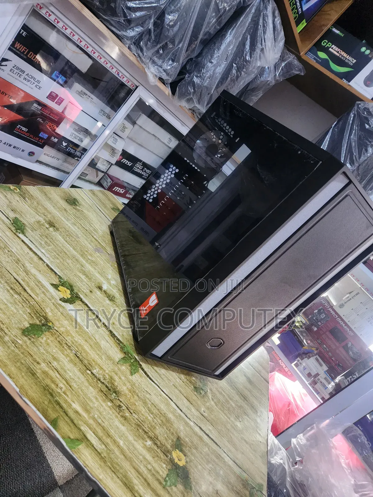 Cooler Master Masterbox 600 Mid-Tower E-Atx Airflow Case