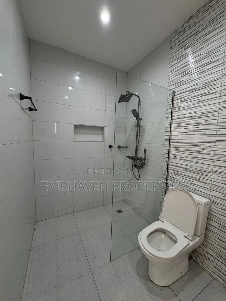 3bdrm House in Fairhaven Properties, Ghana Flag for sale