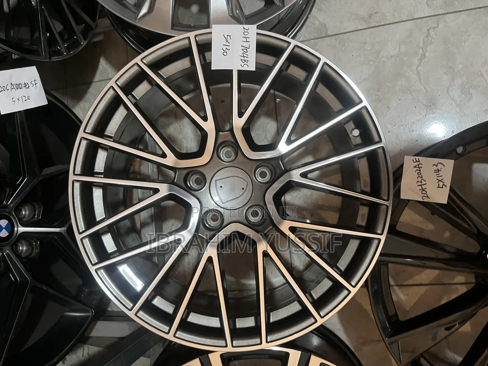 Porsche Original Rim Available