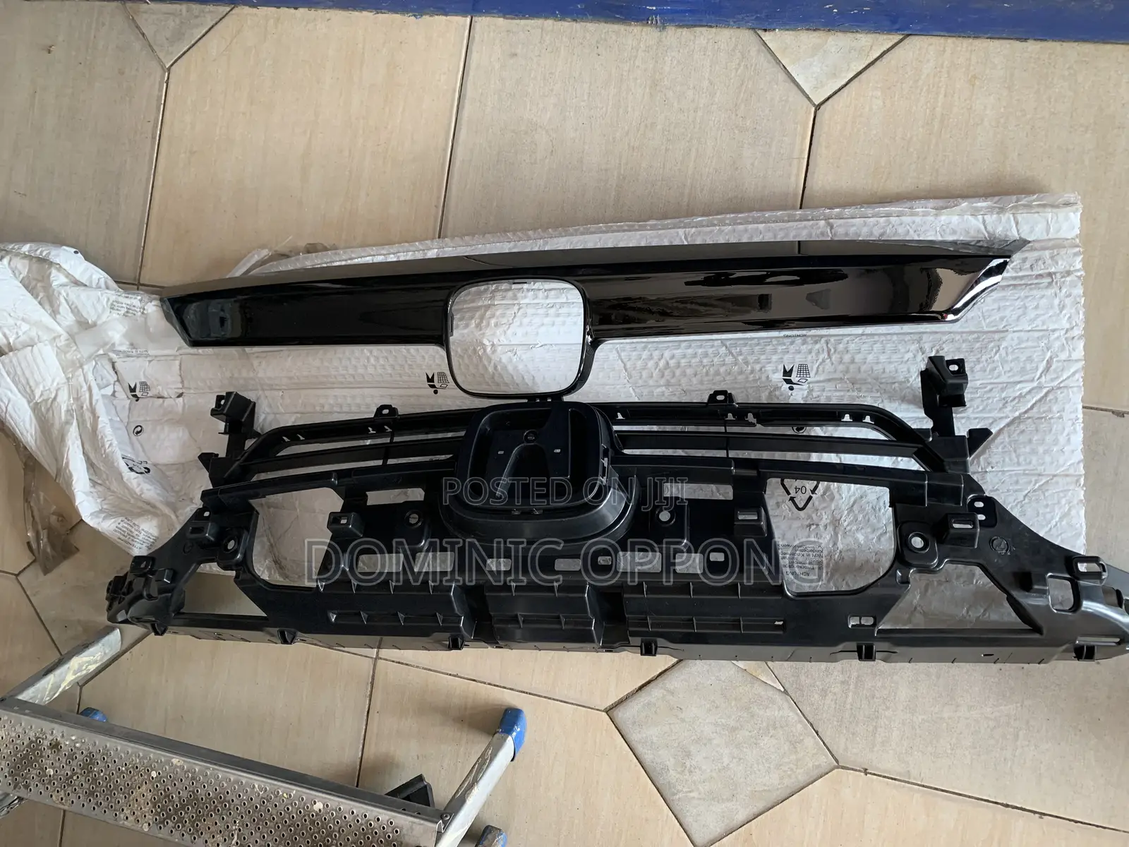 Honda Accord 2022 Grille With Base