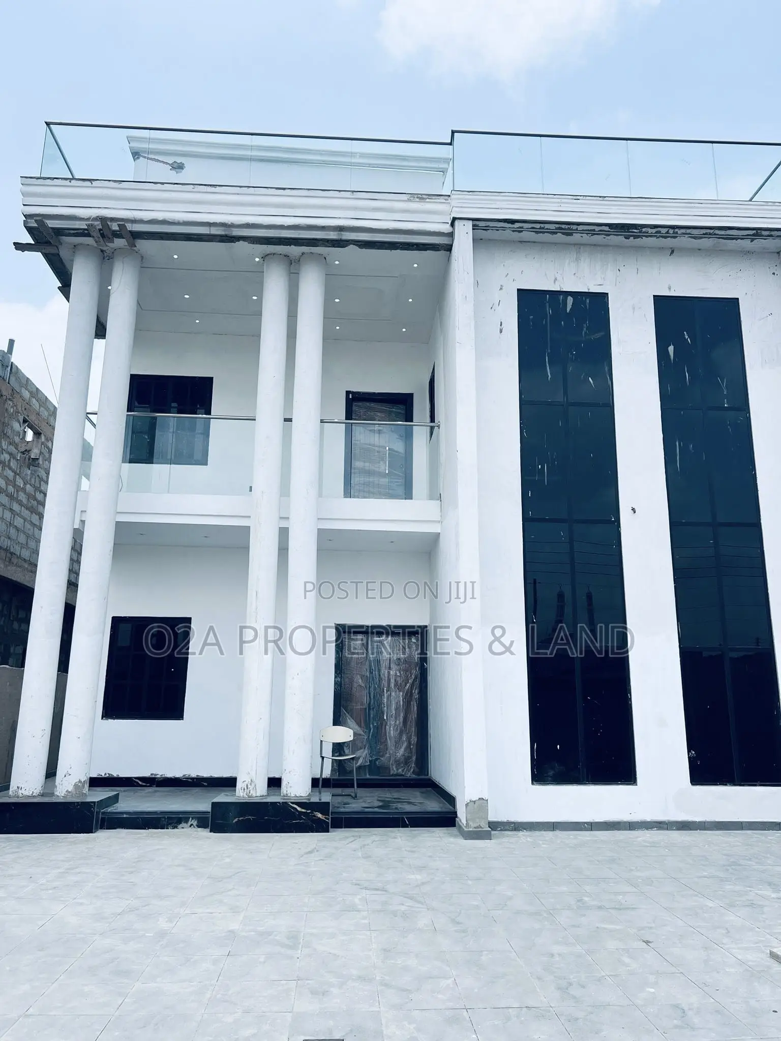 4bdrm House in Ashaley Botwe , for sale