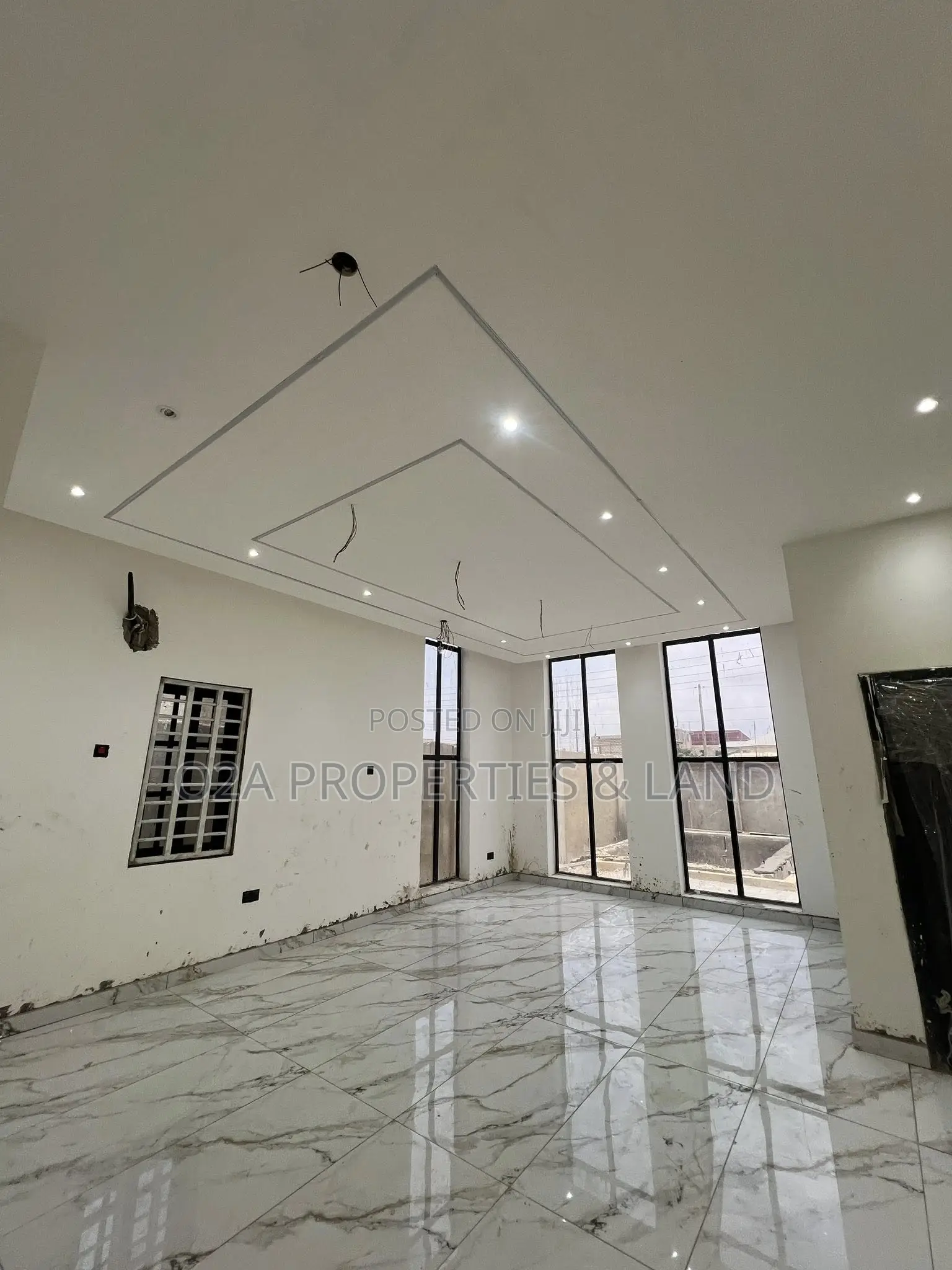 4bdrm House in Ashaley Botwe , for sale