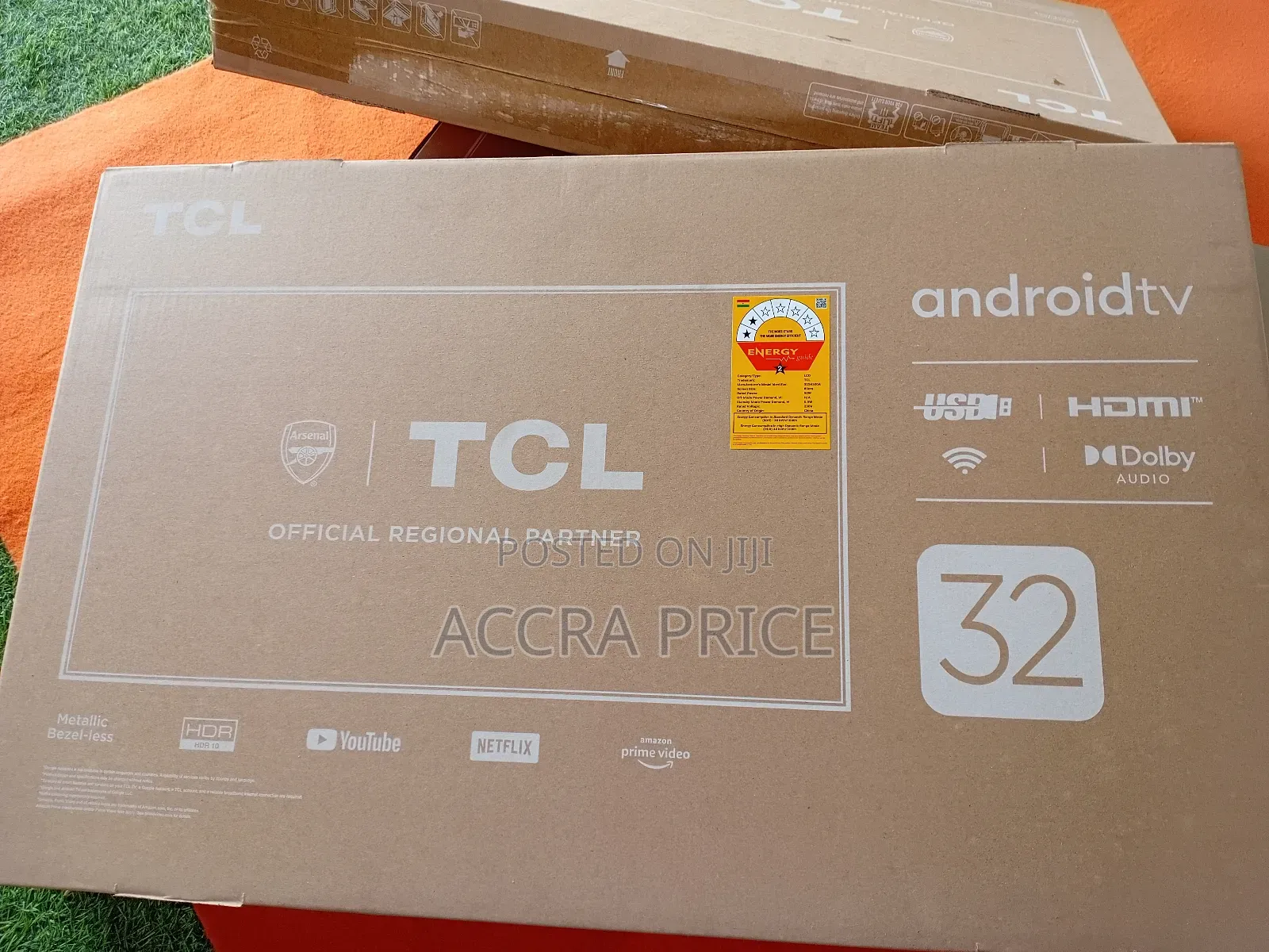 Tcl's Tv Corner 32inches Smart TCL Television