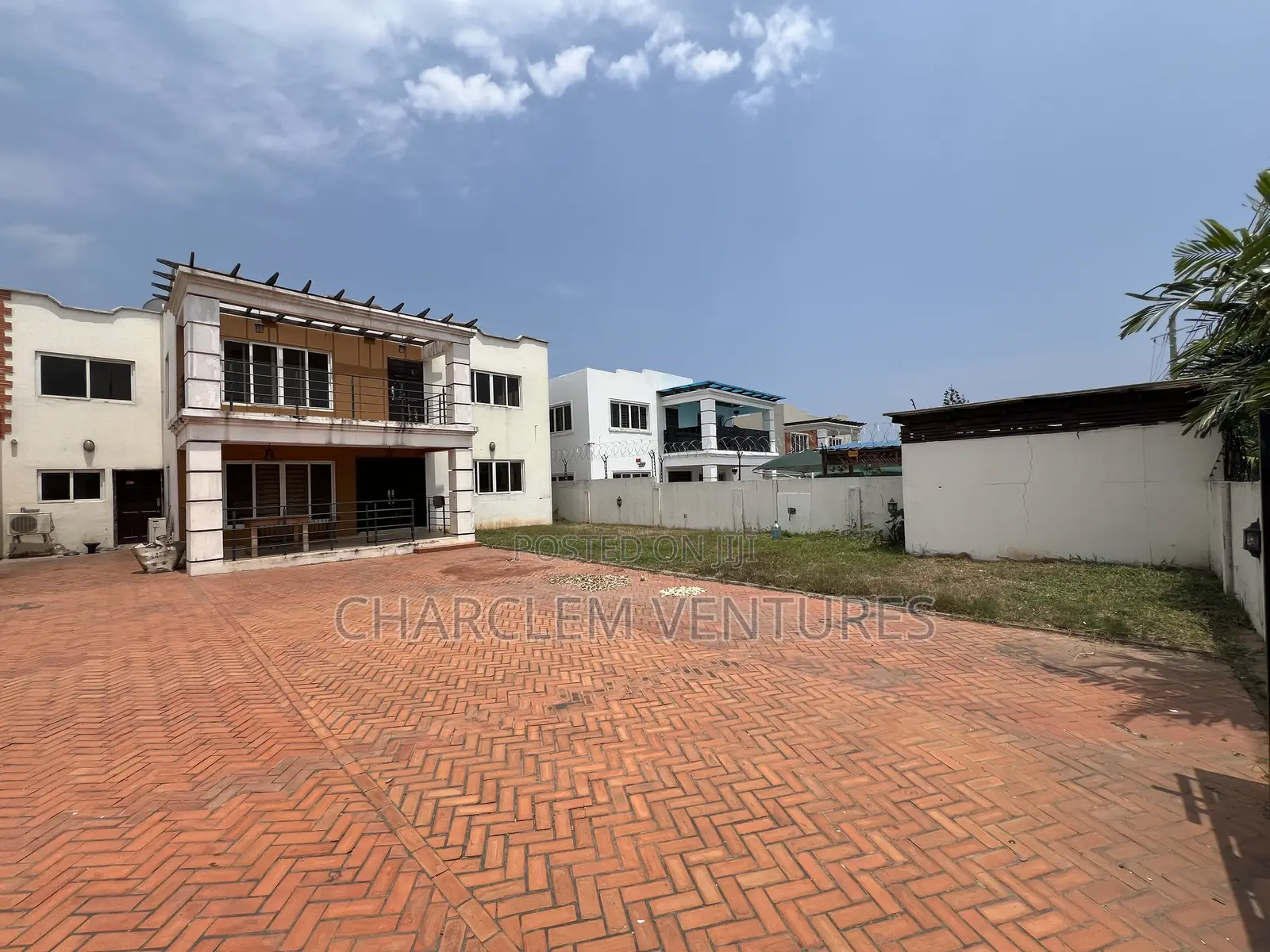 5bdrm House in Charclem Ventures, Accra Metropolitan for sale