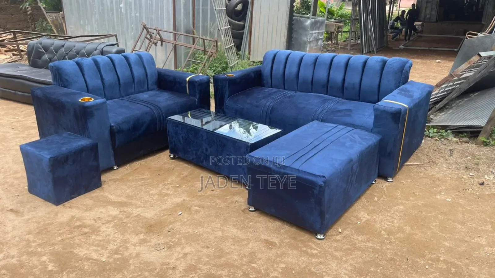 3 in and 2 in One Sofa Set