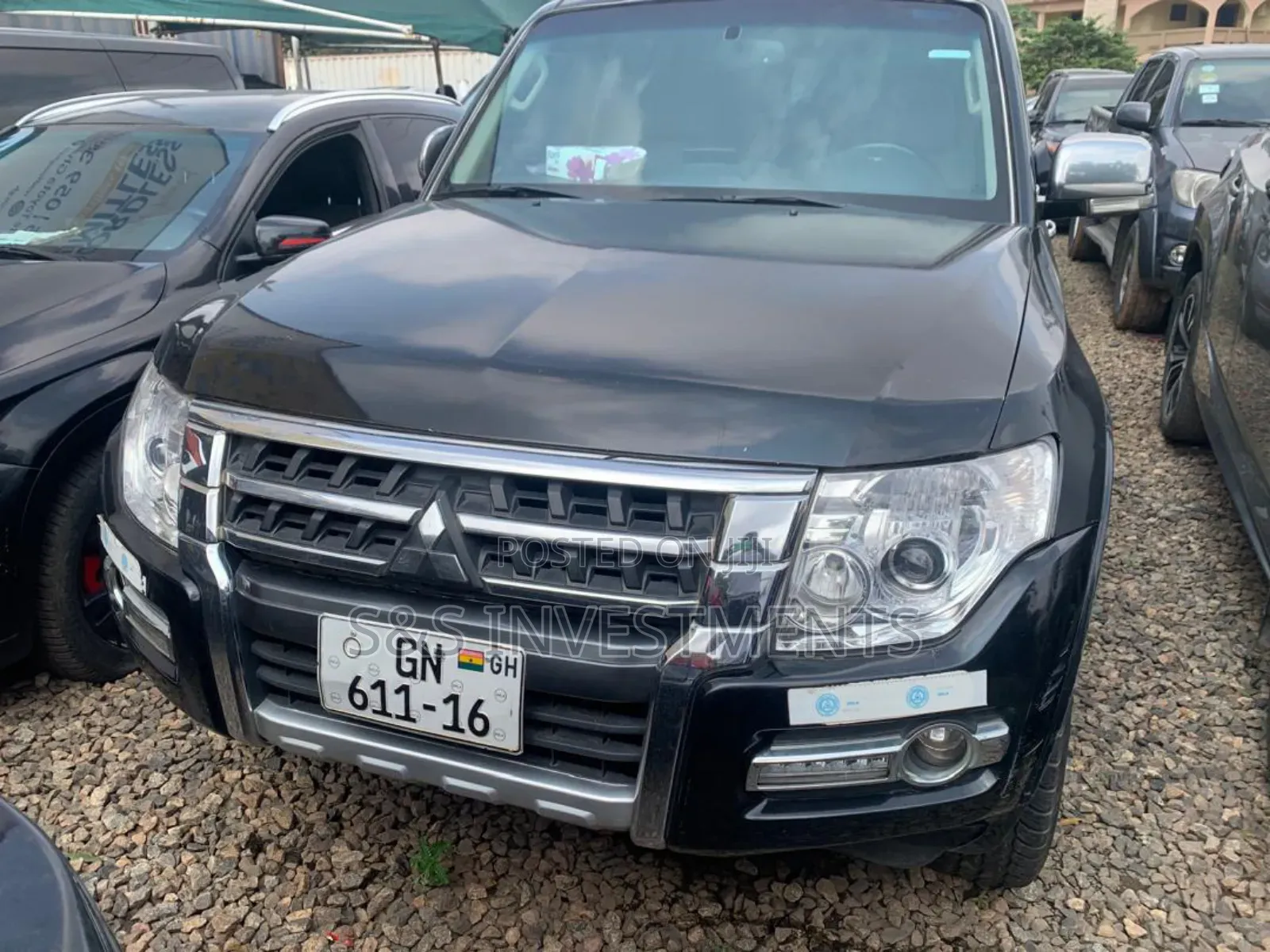 Mitsubishi Pajero 2015 Black