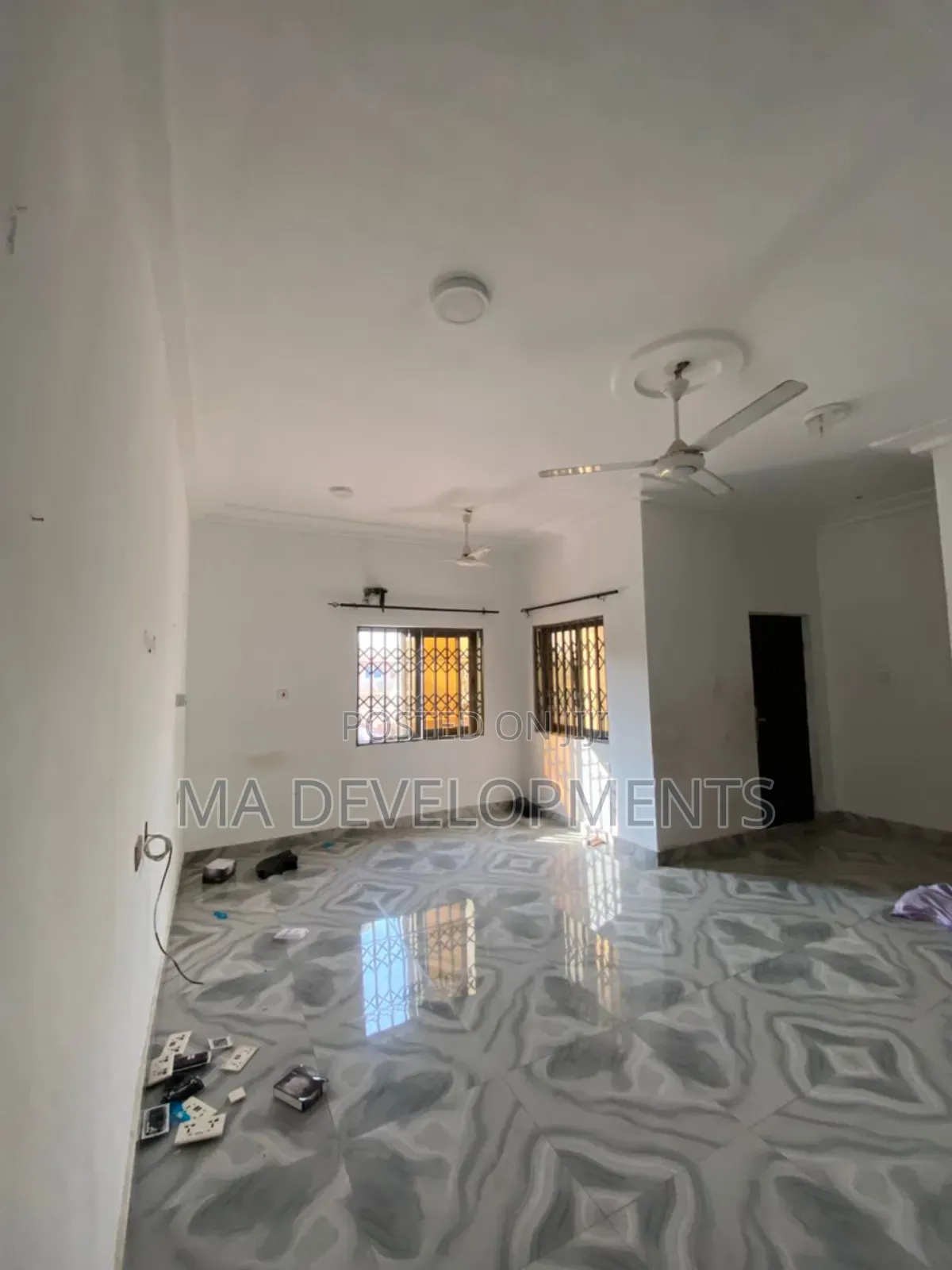 2bdrm Apartment in Madev Realty, Ofankor for rent