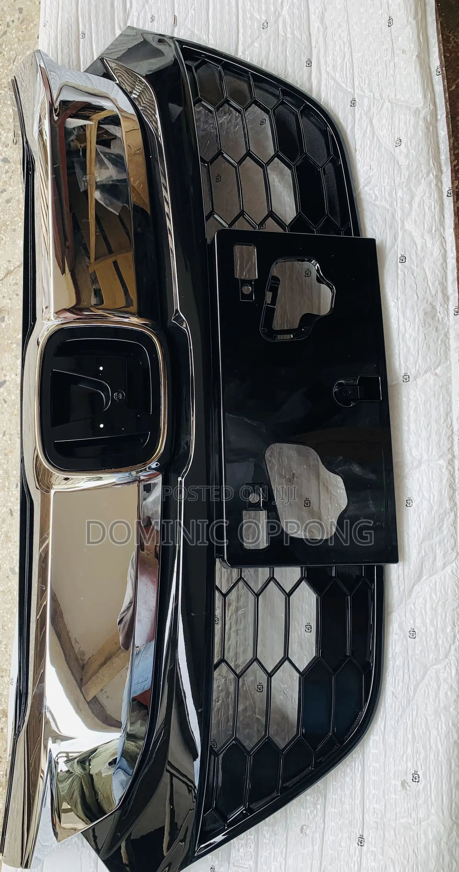 Honda HRV 2020 Front Grille