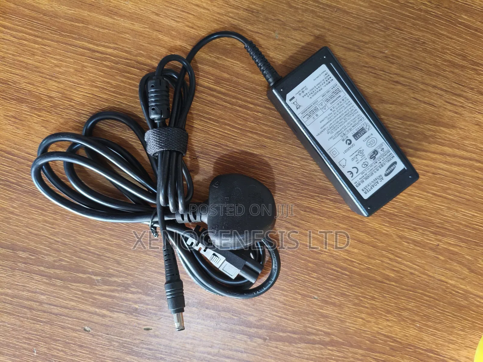 Samsung 19v 3.16a 65w
