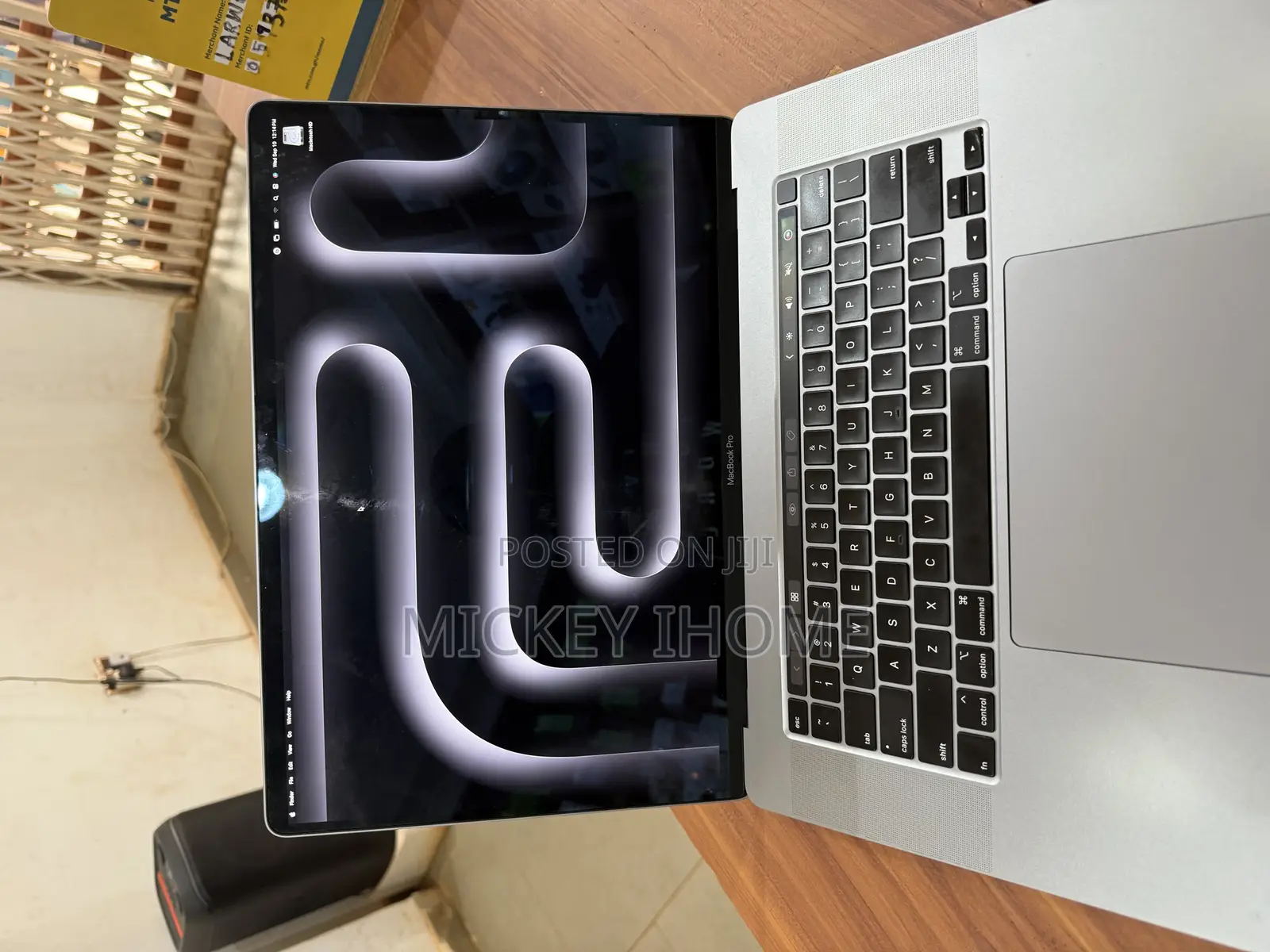 Laptop Apple MacBook Pro 2019 16GB Intel Core i9 SSD 512GB