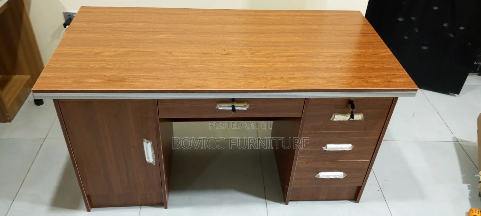 Office Desk