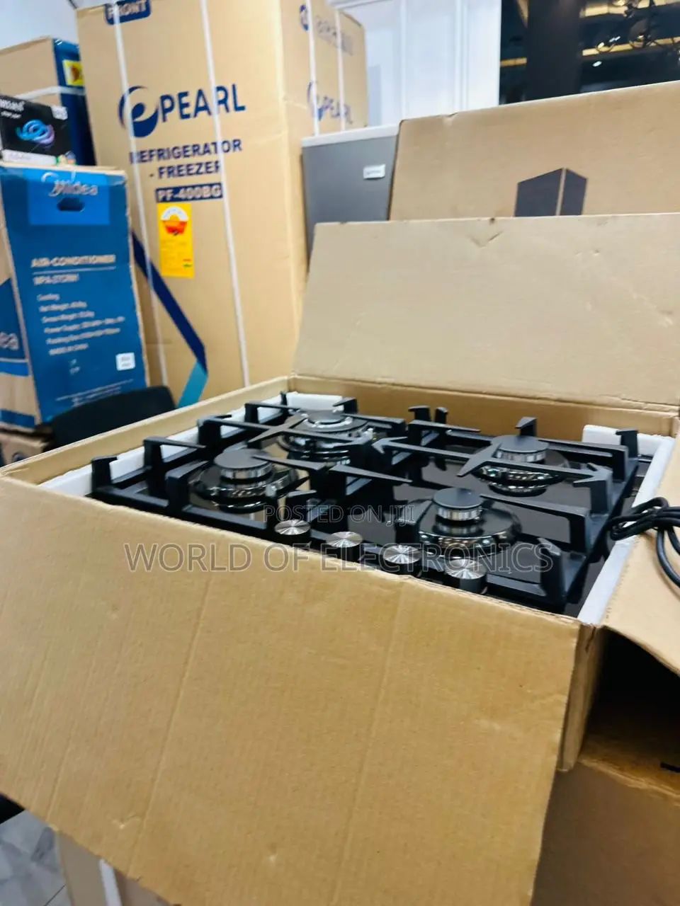 Top Notch and Durable Mirror Black Built in Hob Cooker