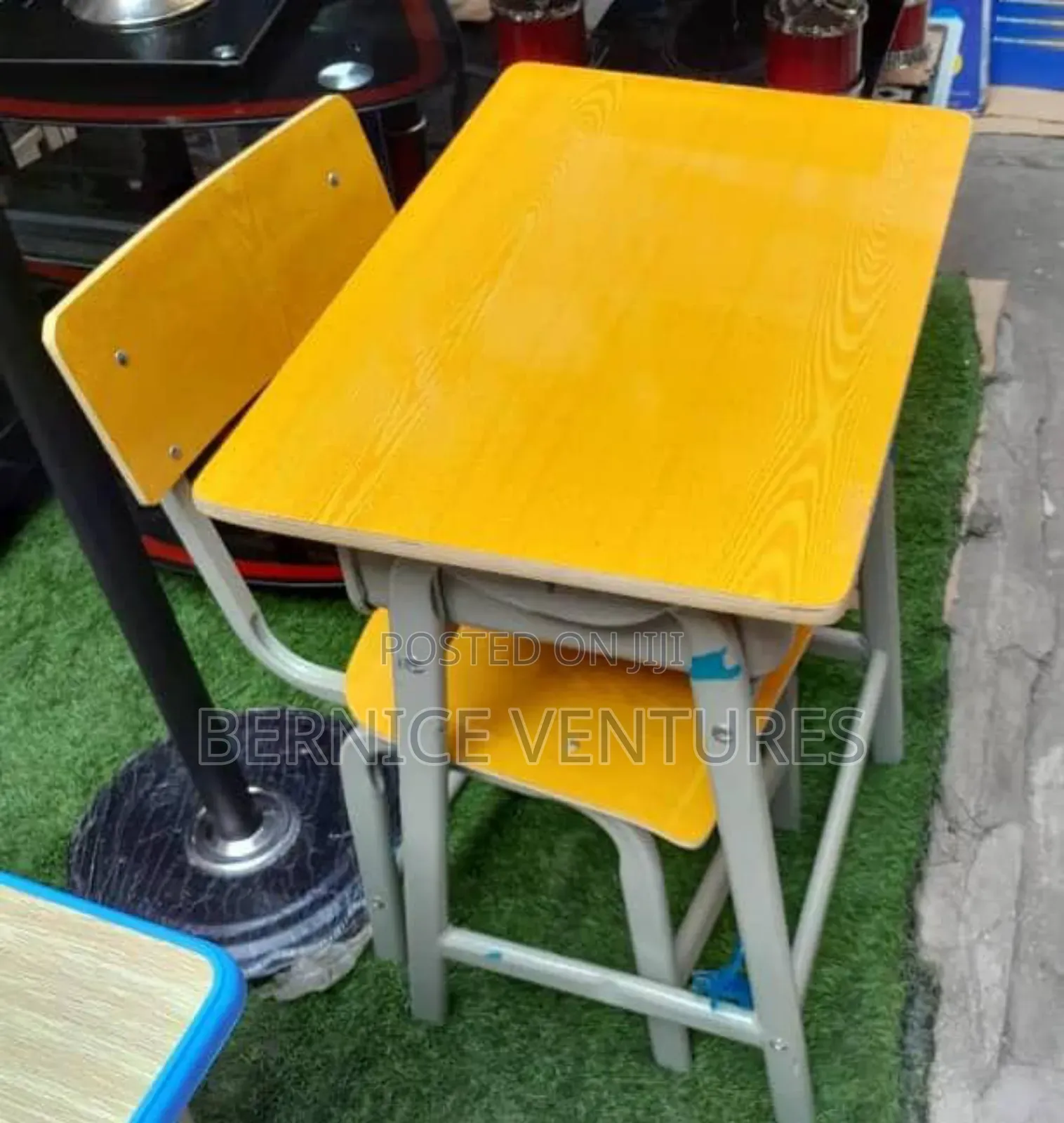 Yellow Design Modern Study Desk and Chair